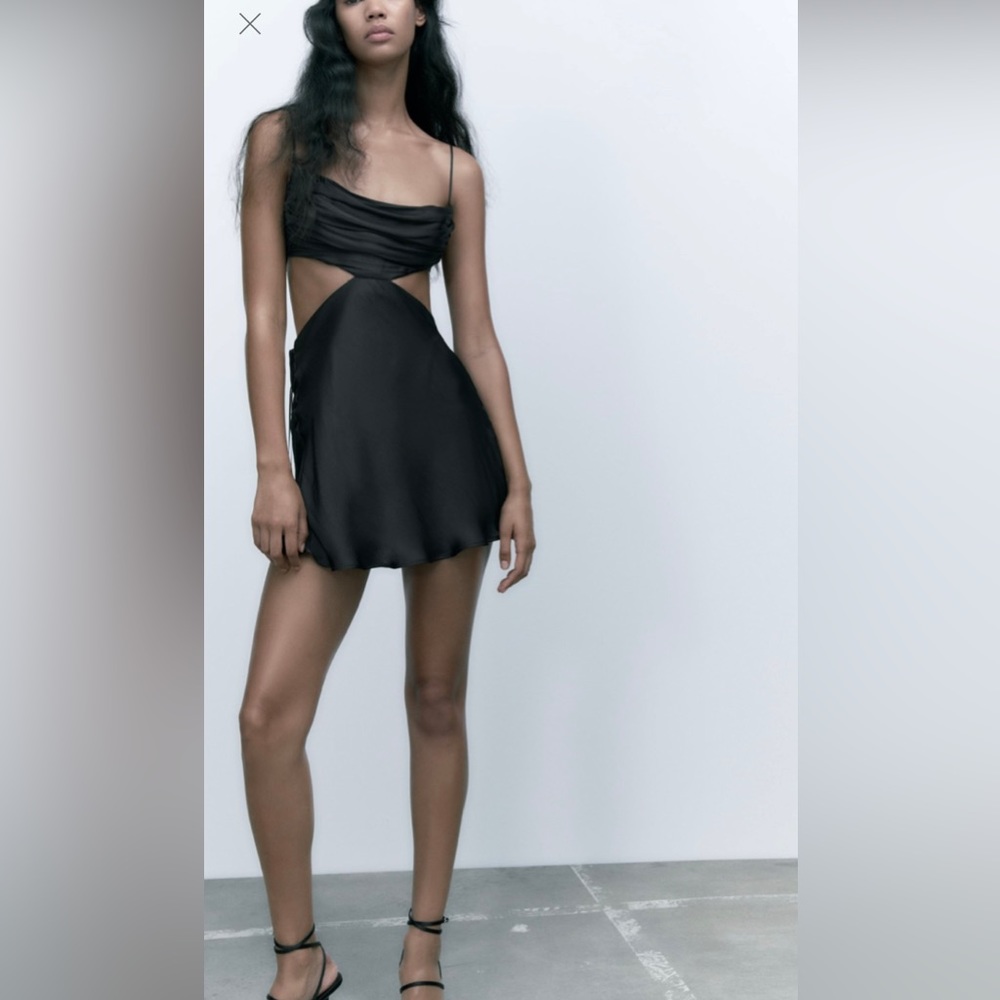 Zara cutout draped dress. NWT! Size XL!